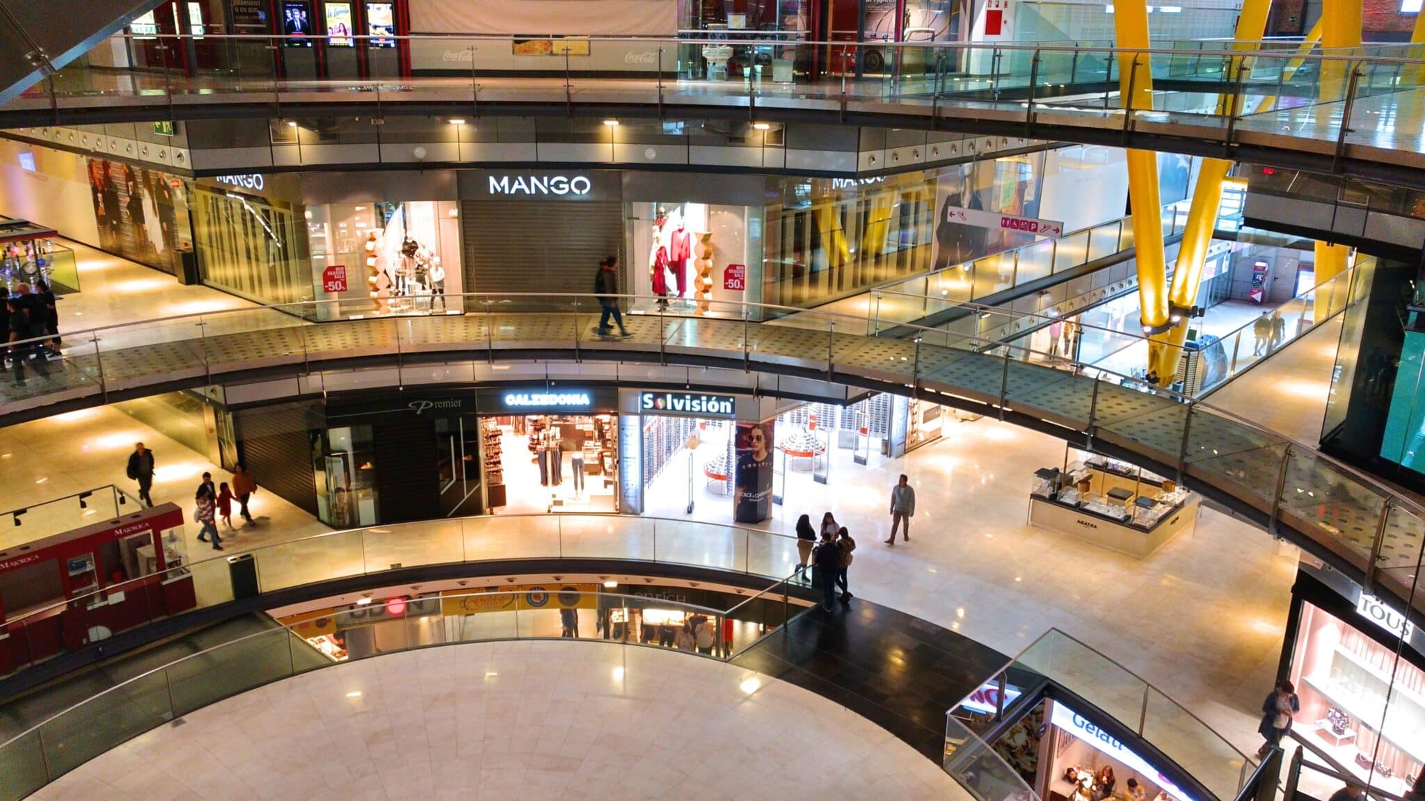 Leading retailers warn of the impact of the online sales tax