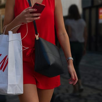 HM Shopper