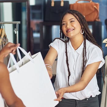 Fashion Brands And Shoppers Are Returning To The Stores