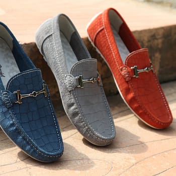 Clothing Rental Brands Consolidate Stock and Start New Partnerships